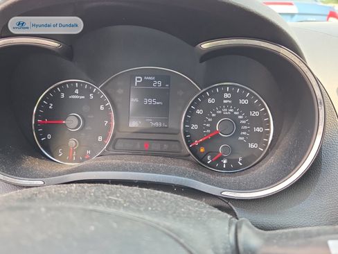 Used 2017 Kia Forte LX FWD image 9