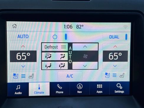 Used 2014 Ford F150 FX4 w/ Equipment Group 402A Luxury image 15