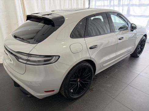 Certified 2023 Porsche Macan GTS image 9