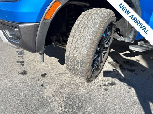 Used 2025 Ford Ranger Lariat w/ FX4 Off-Road Package AWD/4WD image 30