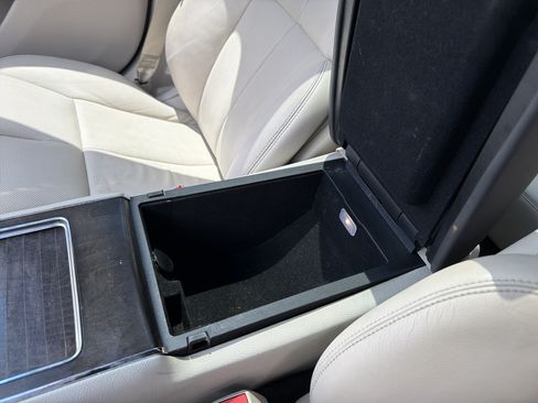 Used 2019 Lincoln Continental Select FWD image 43