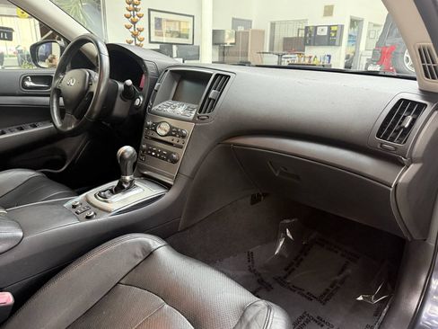 Used 2011 INFINITI G25 x w/ Moonroof Pkg AWD/4WD image 18