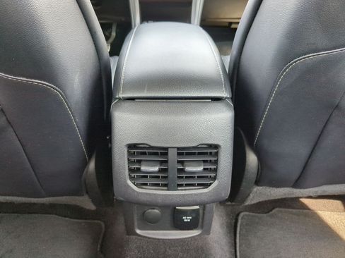 Used 2017 Ford Fusion Energi Titanium FWD image 26
