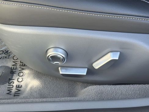 Used 2024 Lucid Air Pure image 24