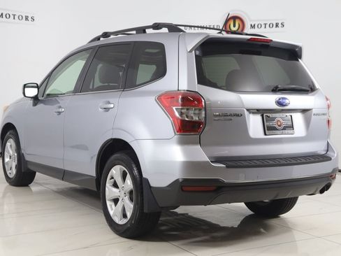Used 2015 Subaru Forester 2.5i Limited AWD/4WD image 4