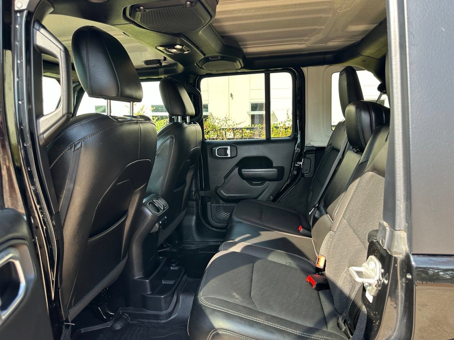 Used 2023 Jeep Wrangler Unlimited Sport AWD/4WD image 13