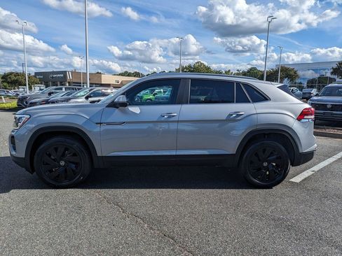 New 2026 Volkswagen Atlas Cross Sport SE AWD/4WD image 7