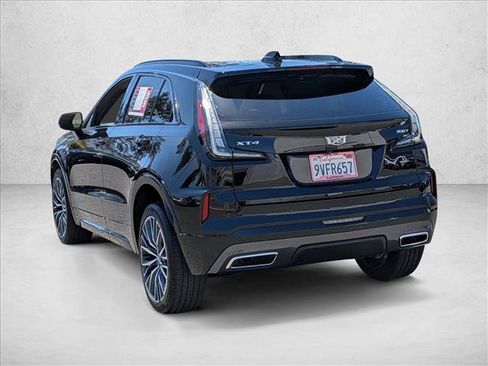 Used 2025 Cadillac XT4 Sport w/ Cold Weather Package FWD image 8