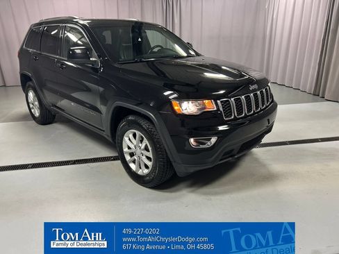Used 2021 Jeep Grand Cherokee Laredo X AWD/4WD image 1