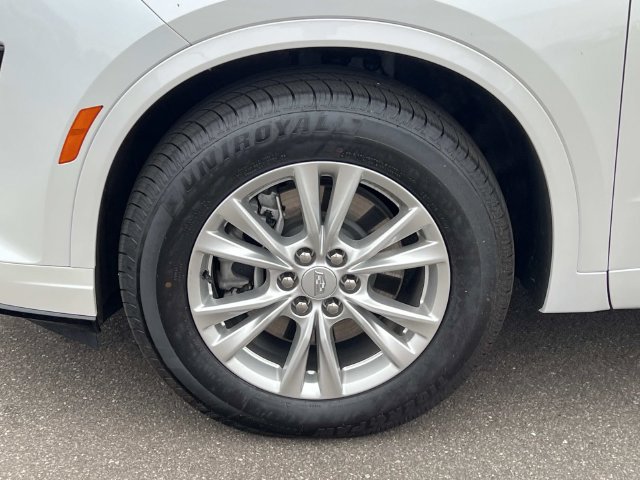 Certified 2024 Cadillac XT6 Luxury w/ LPO, Floor Liner Package AWD/4WD image 8
