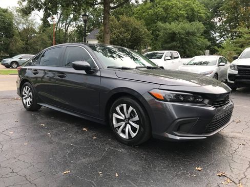 Used 2025 Honda Civic LX image 2