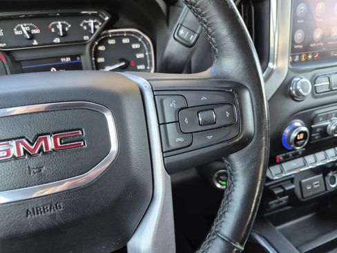 Used 2022 GMC Sierra 1500 SLT image 18