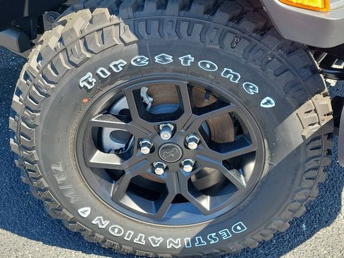 New 2026 Jeep Gladiator Willys AWD/4WD image 8