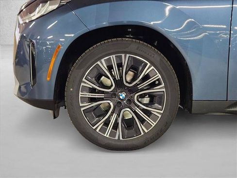 Used 2026 BMW X3 xDrive30i w/ Premium Package AWD/4WD image 9