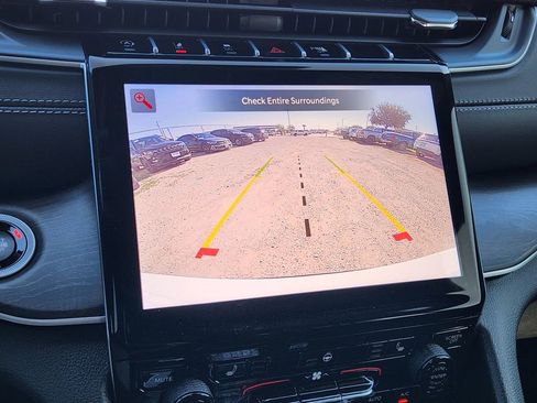 New 2025 Jeep Grand Cherokee L Limited image 13