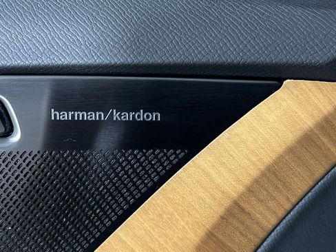 Certified 2023 Volvo XC90 B5 Plus w/ Protection Package Premier image 14