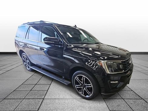 Used 2019 Ford Expedition Limited w/ Equipment Group 303A image 3