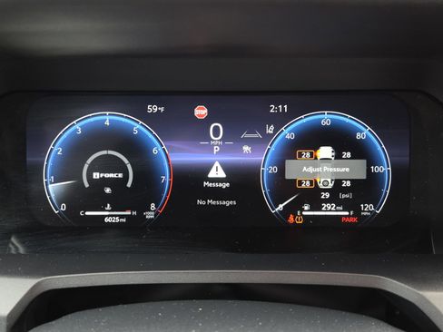 Certified 2025 Toyota 4Runner TRD Off Road image 23