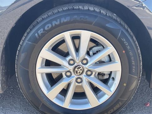 Used 2025 Toyota Camry XSE image 9