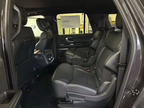 New 2026 Ford Expedition Max Platinum AWD/4WD image 24