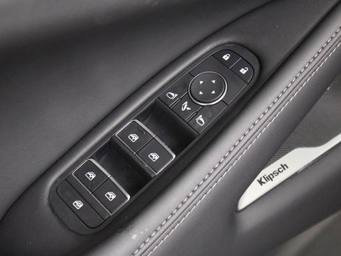 New 2026 INFINITI QX60 Luxe image 23