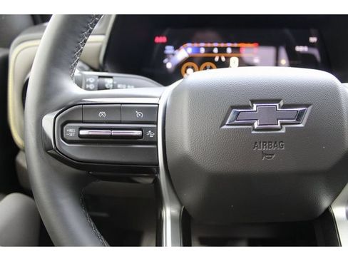 Used 2024 Chevrolet Colorado ZR2 w/ ZR2 Convenience Package III AWD/4WD image 23