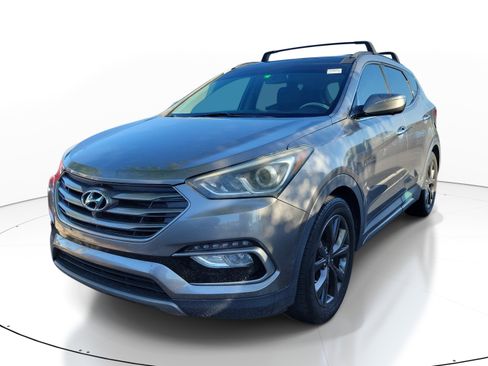 Used 2017 Hyundai Santa Fe Sport FWD image 3