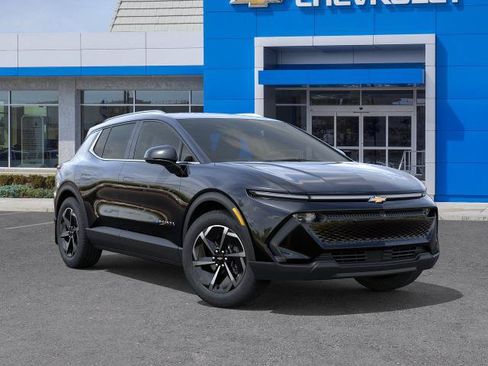 New 2026 Chevrolet Equinox EV LT AWD/4WD image 7