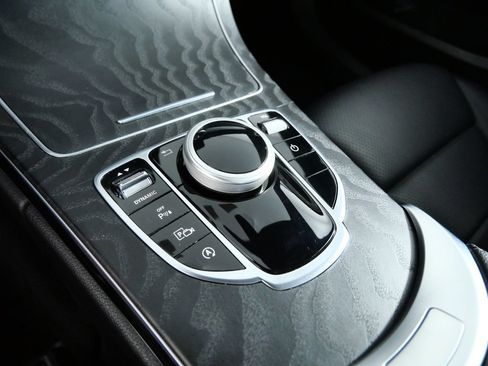 Used 2021 Mercedes-Benz C 300 4MATIC Sedan w/ Premium Package image 21