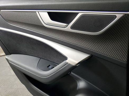 Used 2024 Audi RS 7 Performance image 17