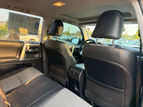 Used 2022 Toyota 4Runner SR5 Premium w/ Moonroof Package AWD/4WD image 16