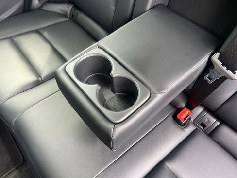 Certified 2026 Nissan Rogue SL FWD image 20