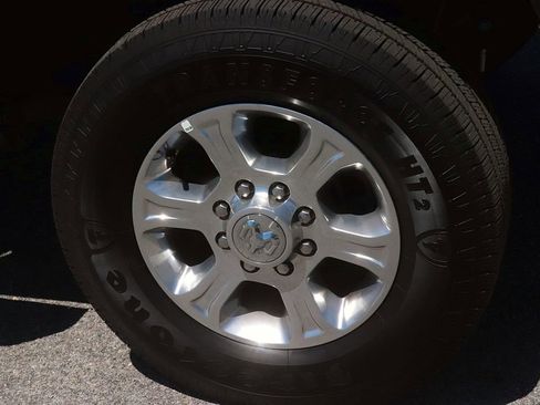 Used 2026 RAM 2500 Big Horn AWD/4WD image 10