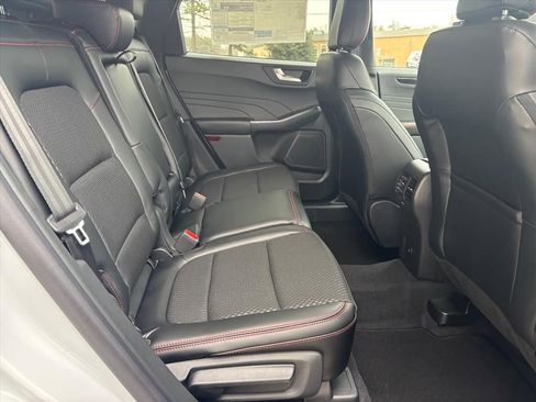 New 2026 Ford Escape ST-Line w/ Tech Pack #1 AWD/4WD image 12