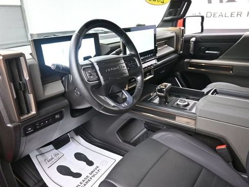 Used 2025 GMC Hummer EV 3X w/ LPO, Illumination Package AWD/4WD image 18