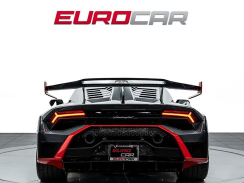 Used 2023 Lamborghini Huracan STO RWD image 4