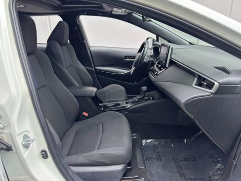 Used 2021 Toyota Corolla SE w/ SE Premium Package FWD image 15