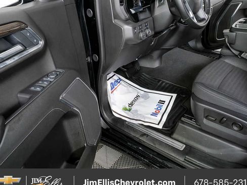 Certified 2025 Chevrolet Silverado 1500 LT AWD/4WD image 7