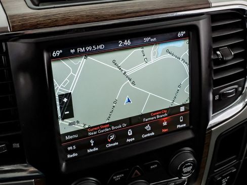 Used 2018 RAM 3500 Laramie image 27