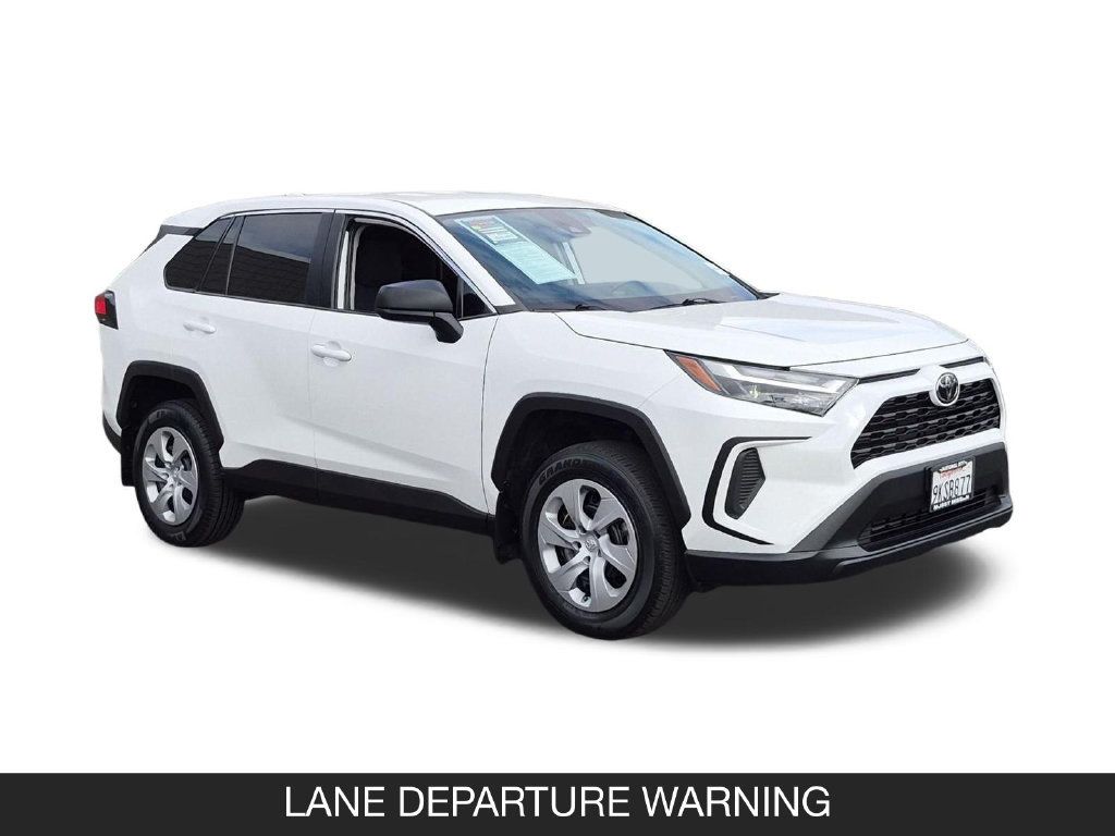 Used 2024 Toyota RAV4 LE FWD image 2