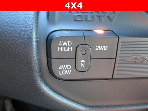 Used 2024 RAM 3500 Big Horn w/ Sport Appearance Package image 28