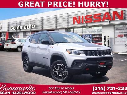 Used 2025 Jeep Compass Trailhawk