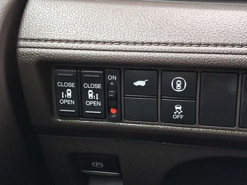 Used 2023 Honda Odyssey EX-L image 23