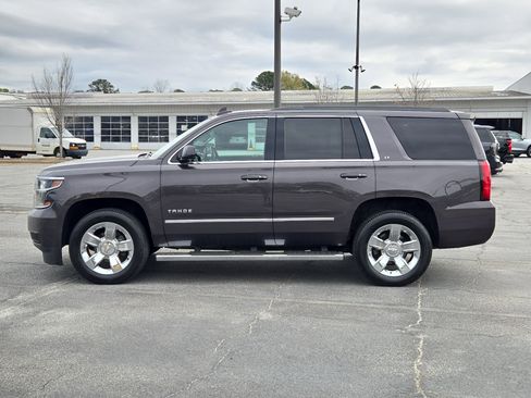 Used 2017 Chevrolet Tahoe LT w/ LT Signature Package image 15