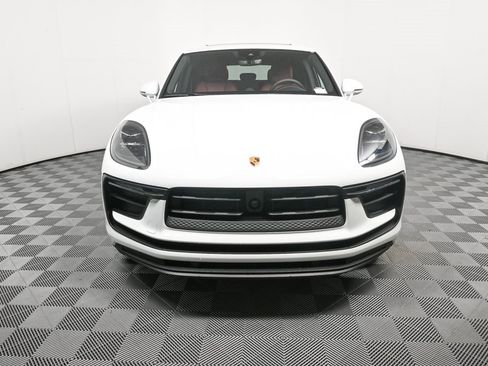 Certified 2025 Porsche Macan image 35