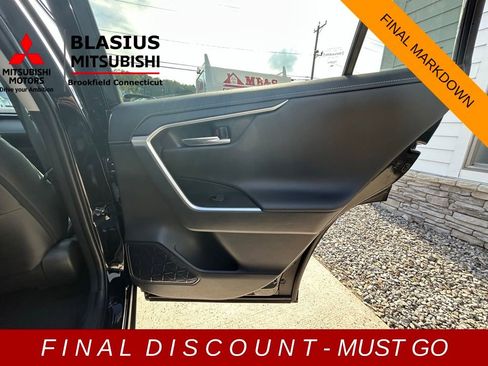 Used 2023 Toyota RAV4 Limited image 38