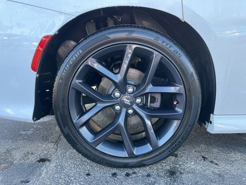 Used 2020 Dodge Charger R/T w/ Blacktop Package image 9