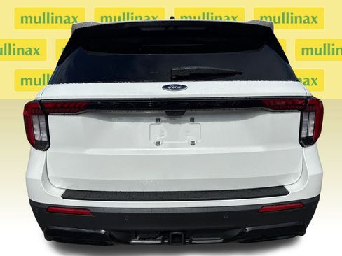 New 2026 Ford Explorer ST-Line image 14