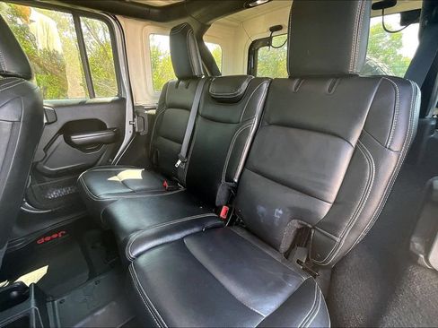 Used 2020 Jeep Wrangler Unlimited Sport S AWD/4WD image 36