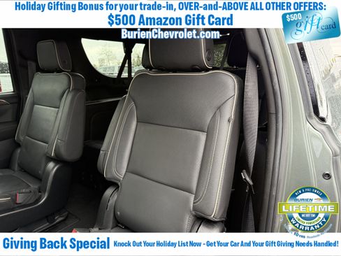Used 2023 Chevrolet Suburban Premier image 28